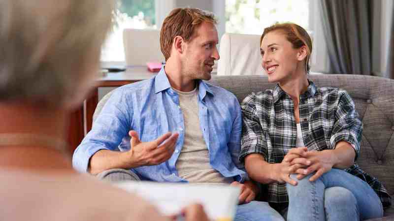 happy-young-couple-taking-financial-advice-at-home-ENB8964.jpg happy-young-couple-taking-financial-advice-at-home-ENB8964.jpg